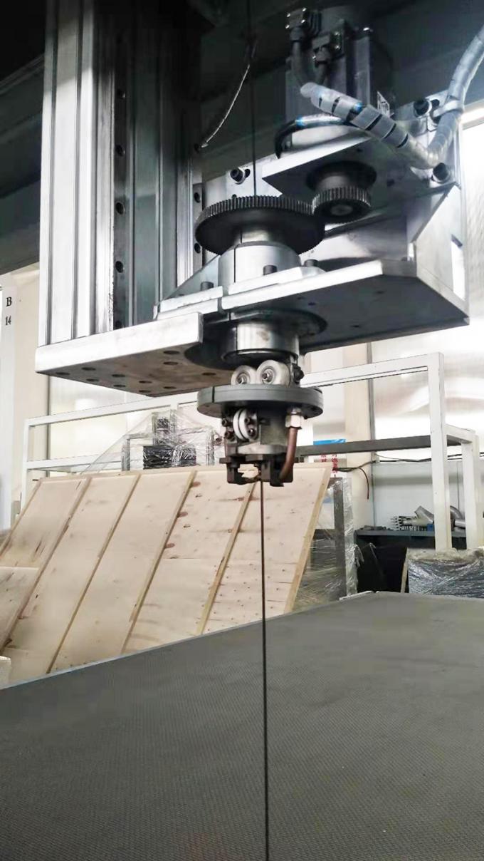 D&T-CER Standard-Profilschaumschwamm-Konturnschneidemaschine CNC vertikale für complexible Form