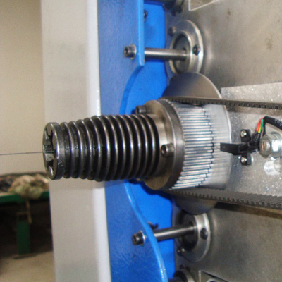 CNC-Horizontalschwamm-Schneidemaschine Schaumstoff-PU-Oszillationsklinge Automatisch