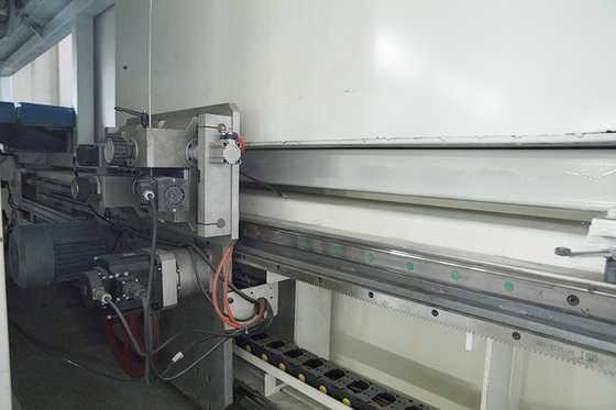 Niedrigpreis-DT-CNC-Ring-Messer-Ring-Messer-Schaumschneidemaschine 0 - 6m/Min