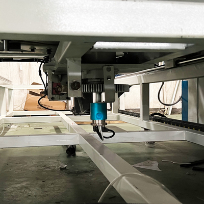Manuelle vertikale Schaum-Schneidemaschine automatisches 1.74kw