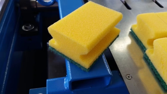 Automatische kontinuierliche Schwammfräsenmaschine für Geschirrspülsponge