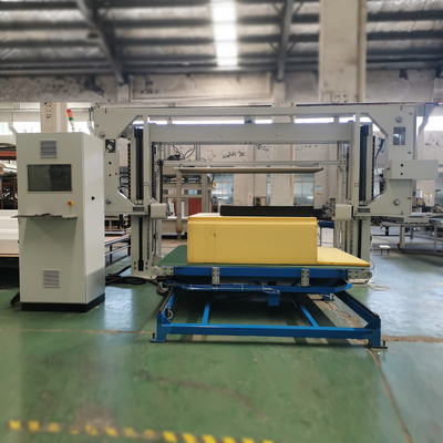 CNC-Schaumvertikalschneidemaschine Kreislaufschneider für flexibles PU-Schaumschneiden Hochgeschwindigkeitskonturschneiden mit hoher Genauigkeit