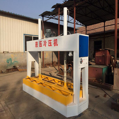 China Hydraulische Kaltpressmaschine für Holztüren mit 50 Tonnen 1250*1500mm