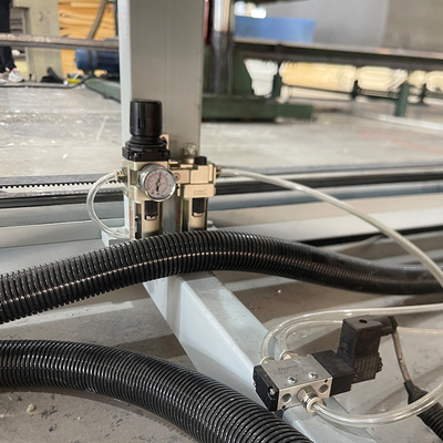 Automatischer Polyurethan-Schaum-Schneider für Sponge-Blatt Hochgeschwindigkeits-horizontale Schaum-Schneider