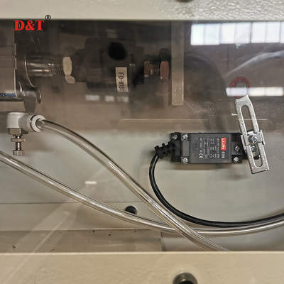 Präzise PU-Schaum-Schneidemaschine für Steinwolle PIR EVA vertikaler Schneider 5 Rad
