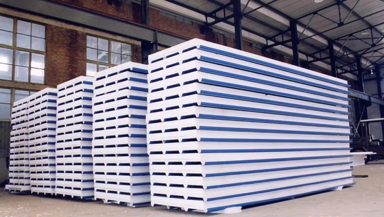 EPS Sandwich Panel Roll Forming Machine/Dachfliesen-Produktionslinie Automatische Steinwolle mit Farbstahlplatte