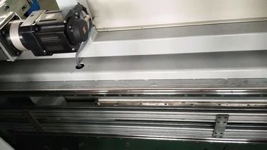 Vertikale Cnc-Latex-Polyurethan-Schaum-Maschine mit rotierendem Messer