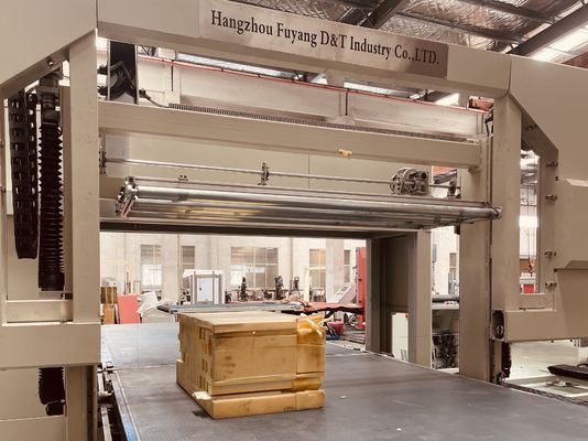 Automatischer rotierender vertikaler Schaum-Schneider für PIR EVA Foam Rock Wool