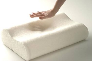 Heißer Verkauf PU-Schwamm-Schneider mit bewegliche Tabellen-Schwamm-Matratzen-Schneidemaschine-2D Schwamm-Schneider