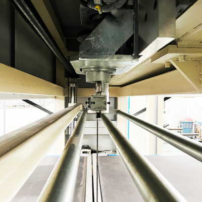 Automatischer rotierender vertikaler Schaum-Schneider für PIR EVA Foam Rock Wool